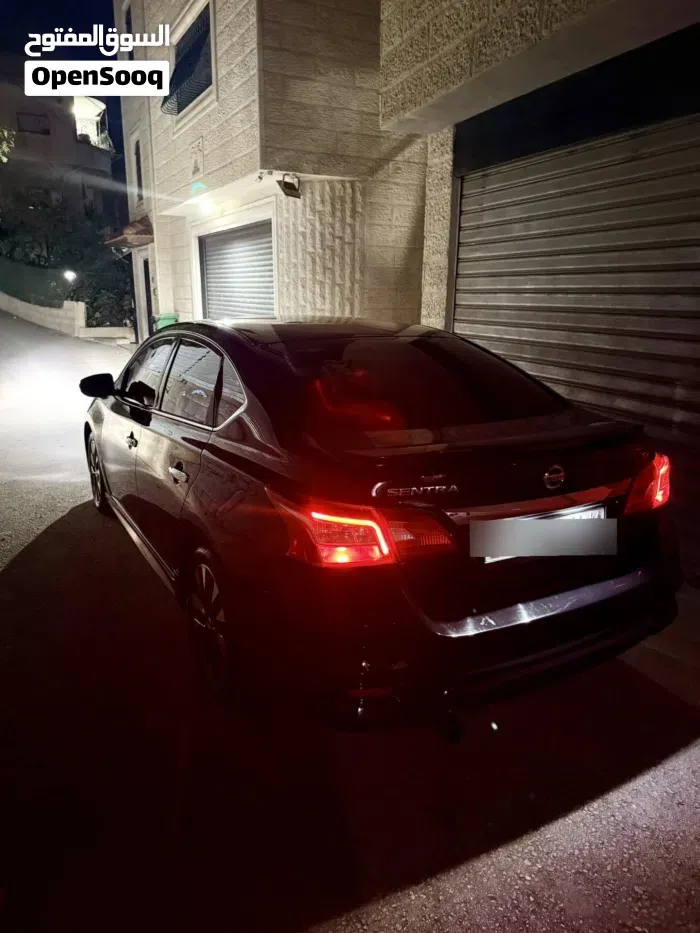 Nissan Sentra 2018 photo 2