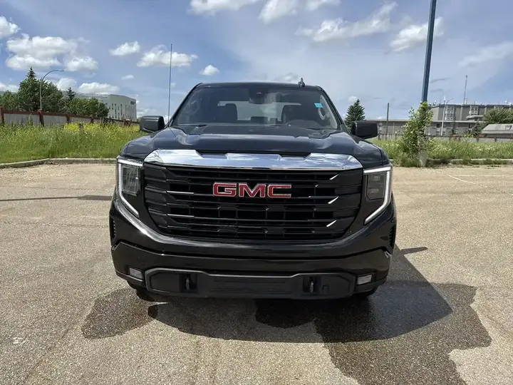 GMC Sierra 1500 2022 photo 2