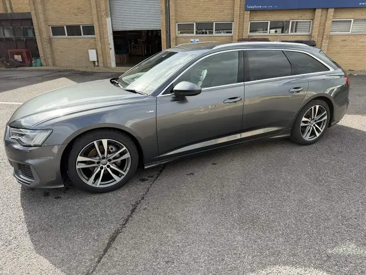 Audi A6 Avant 2019 photo 3