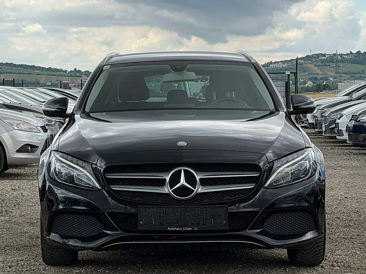 Mercedes-Benz C-Class 2016 photo 2