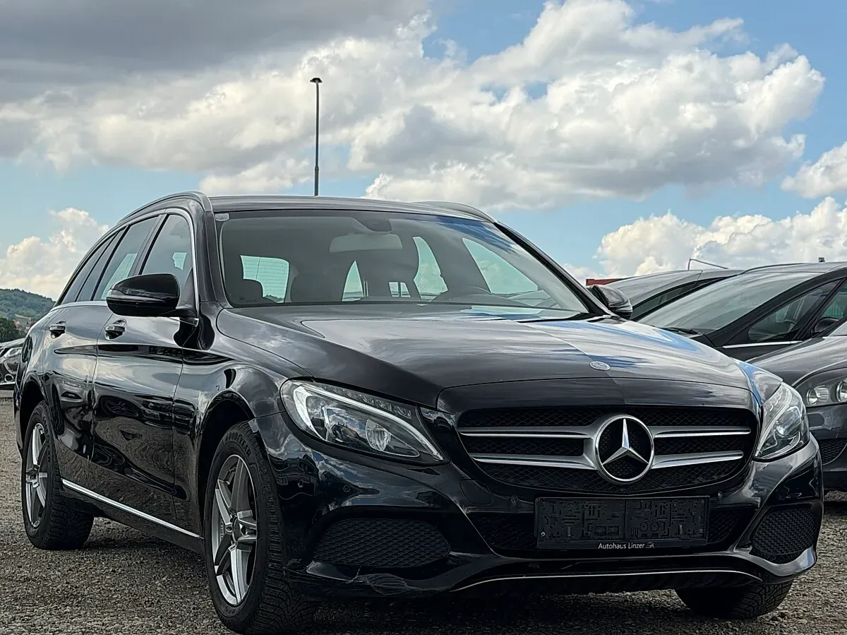 Mercedes-Benz C-Class 2016 photo 3
