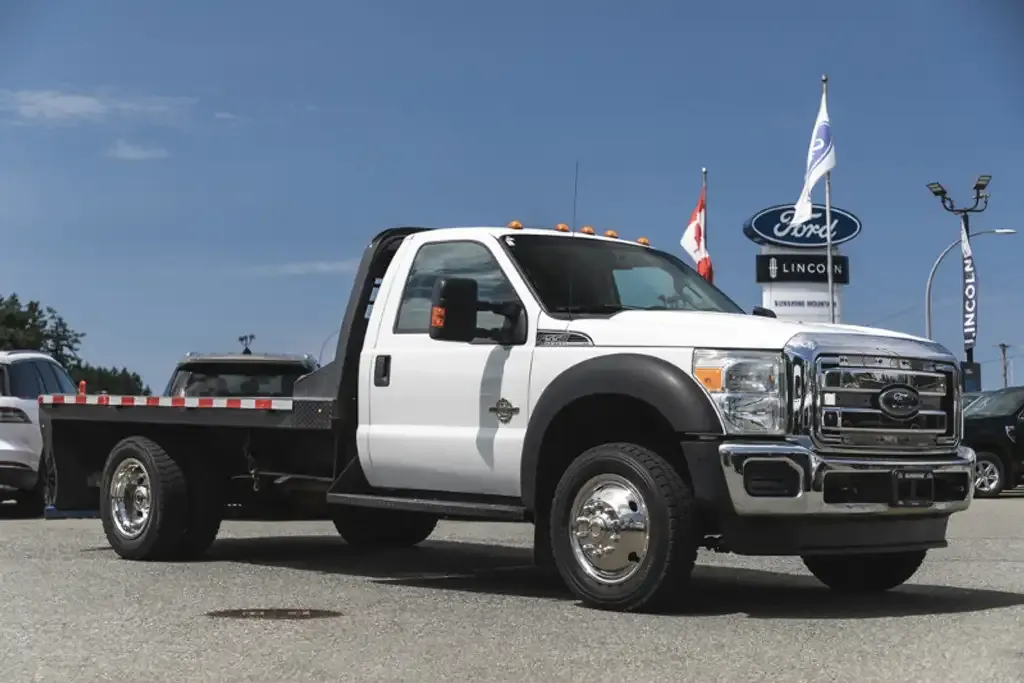 Ford F-550 Super Duty