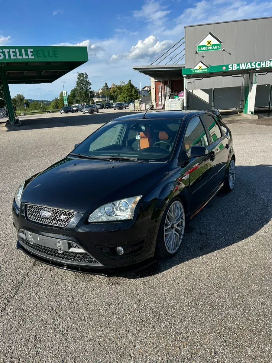 Ford Focus 2006 photo 2