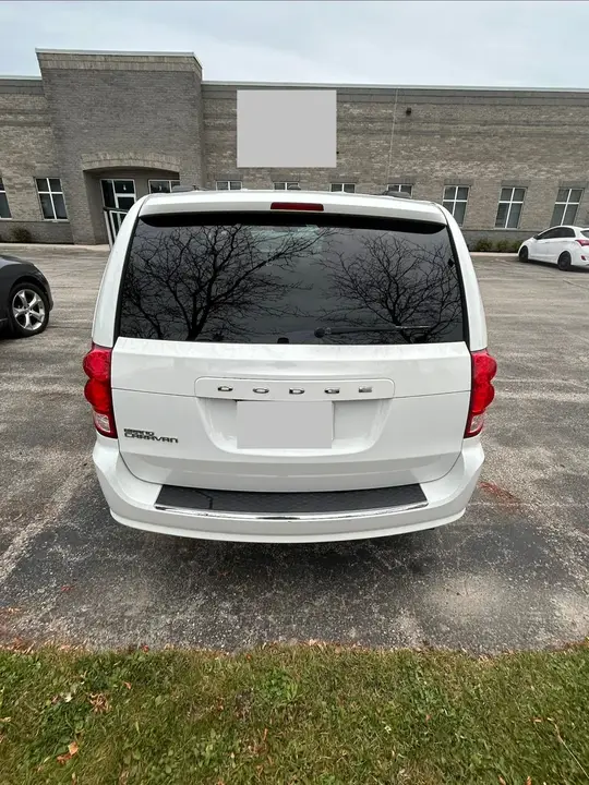 Dodge Grand Caravan 2017 photo 4