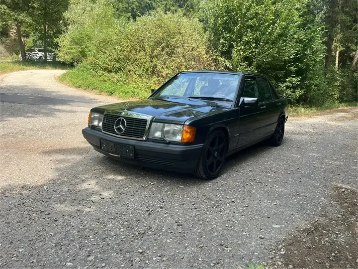 Mercedes-Benz 190