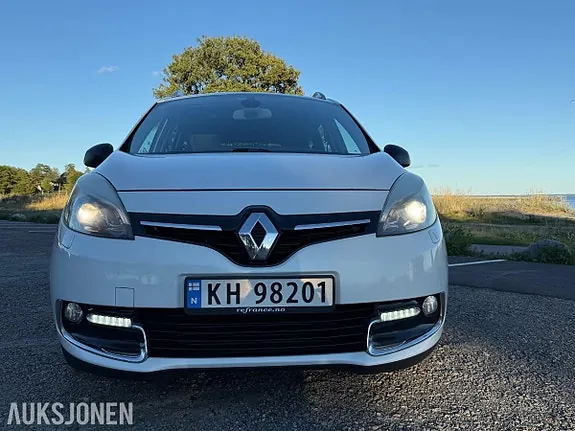 Renault Grand Scenic 2014 photo 2