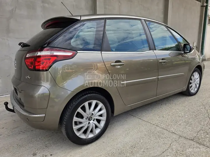 Citroen C4 Picasso 2010 photo 5