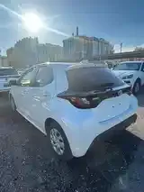 Toyota Yaris 2023 photo 5