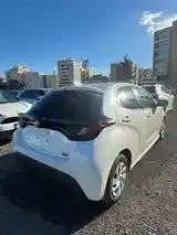 Toyota Yaris 2023 photo 4