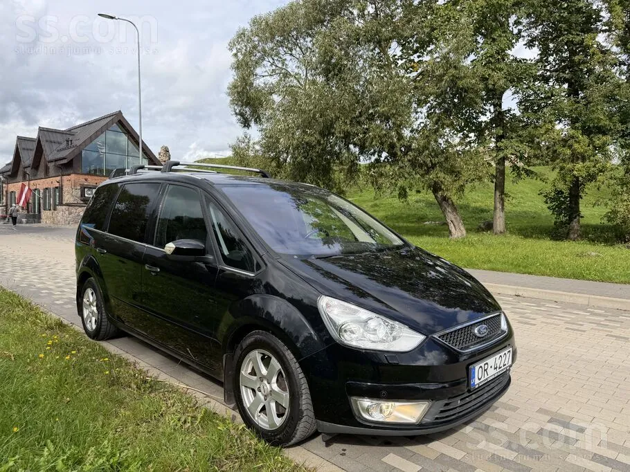 Ford Galaxy 2009 photo 5