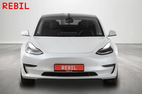 Tesla Model 3 2020 photo 3