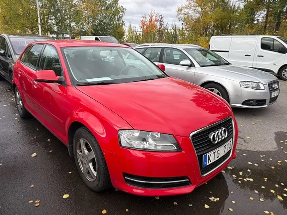 Audi A3 2011 photo 3