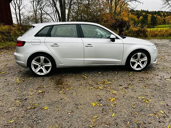 Audi A3 2014 photo 2