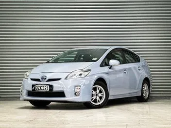 Toyota Prius 2011 photo 2