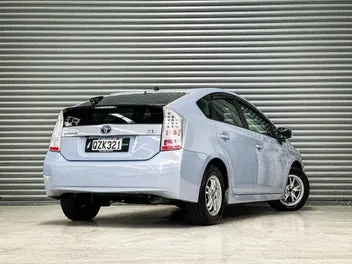 Toyota Prius 2011 photo 4