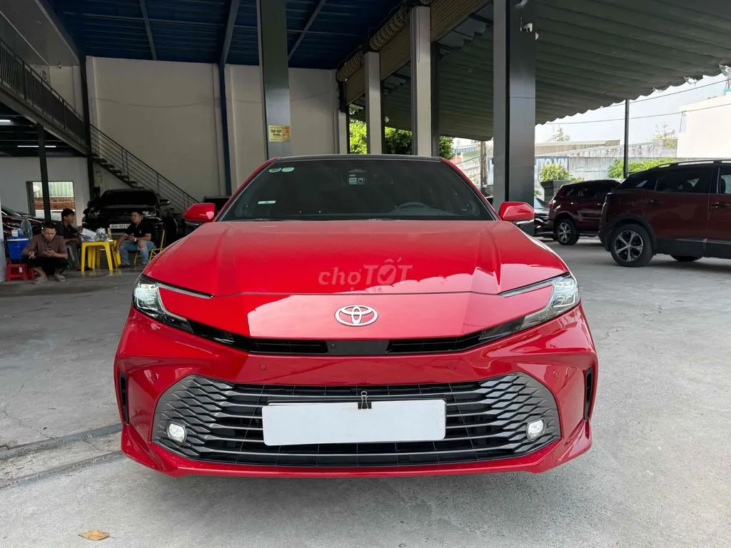 Toyota Camry 2025 photo 5