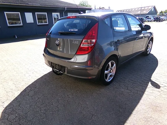 Hyundai I30 2008 photo 3