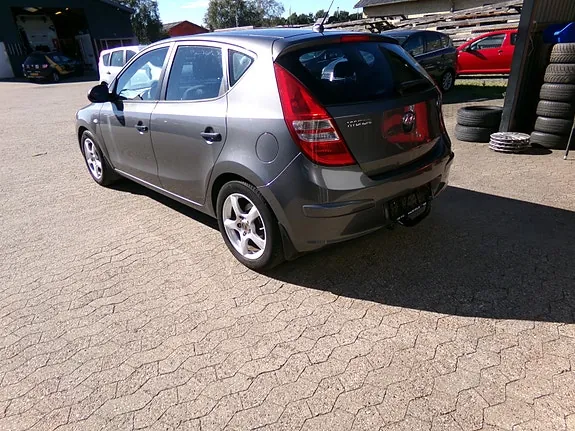 Hyundai I30 2008 photo 4