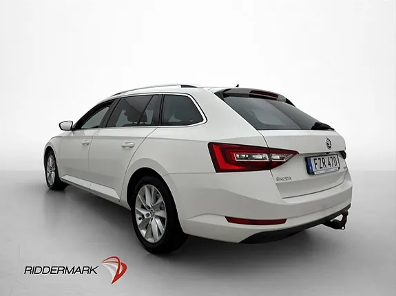 Skoda Superb 2019 photo 5