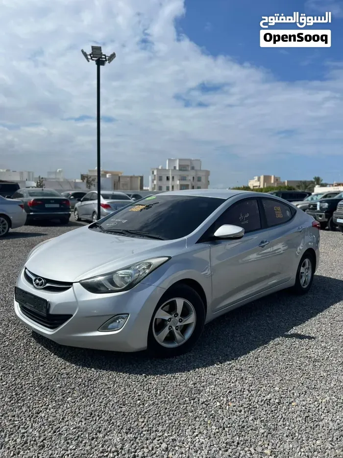 Hyundai Avante 2012 photo 3