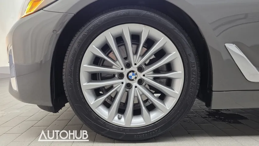 BMW 5 Series 2021 photo 5