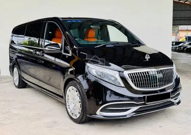 Mercedes-Benz V220D