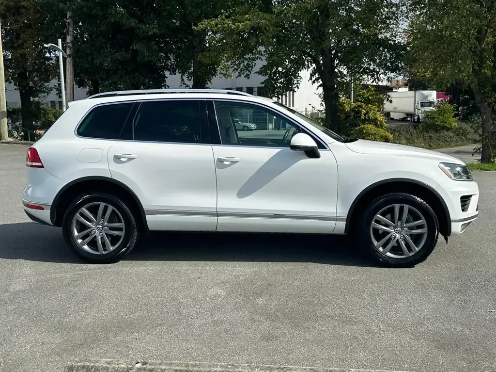 Volkswagen Touareg 2015 photo 4