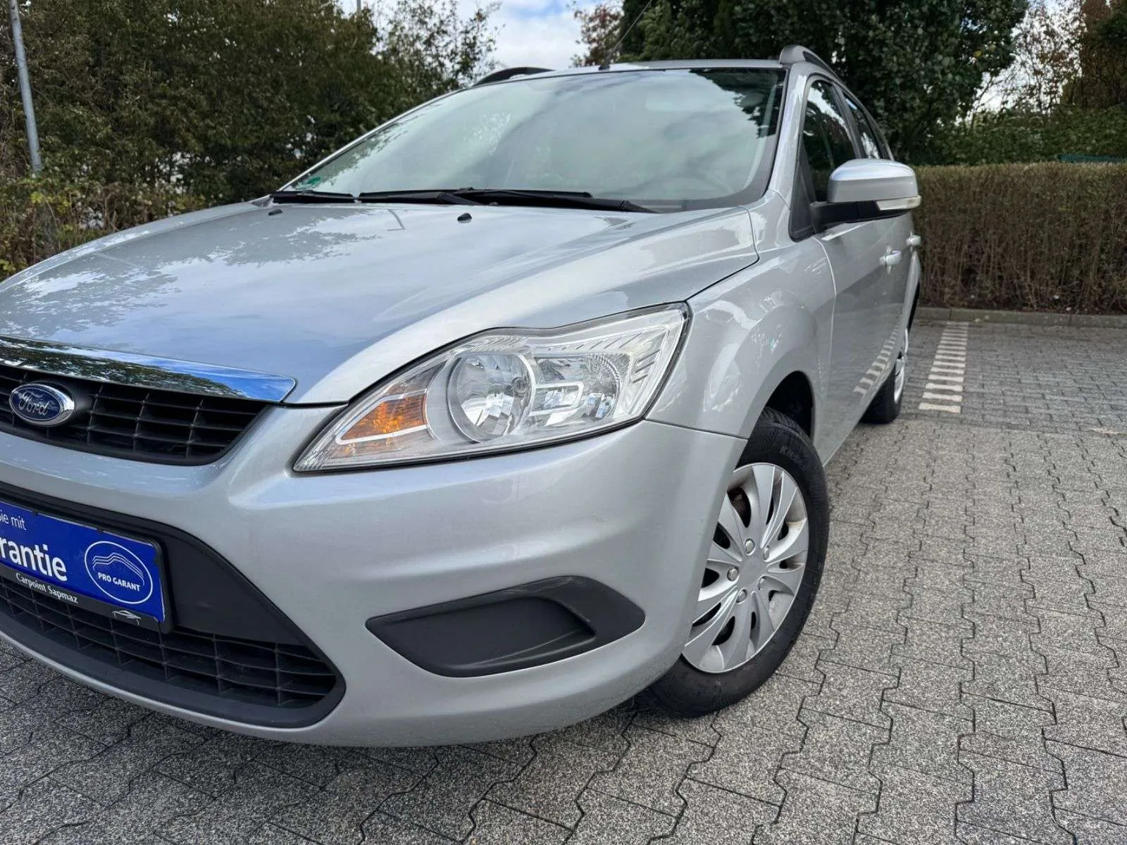 Ford Focus 2009 photo 2