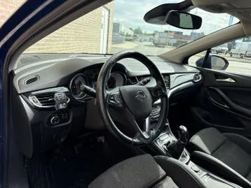 Opel Astra 2019 photo 3