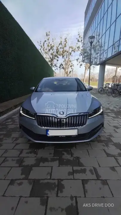 Skoda Superb 2023 photo 2