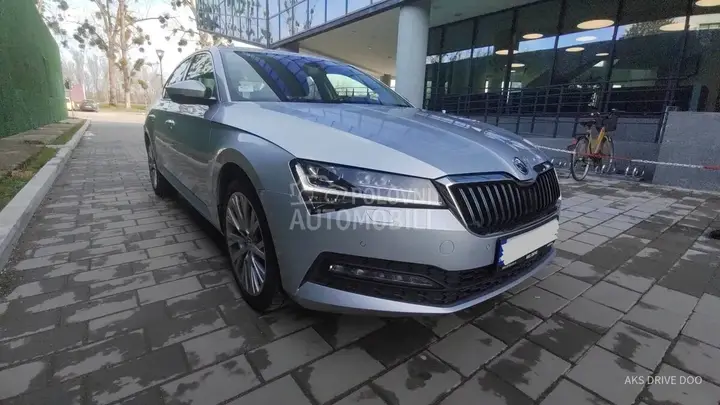 Skoda Superb 2023 photo 3