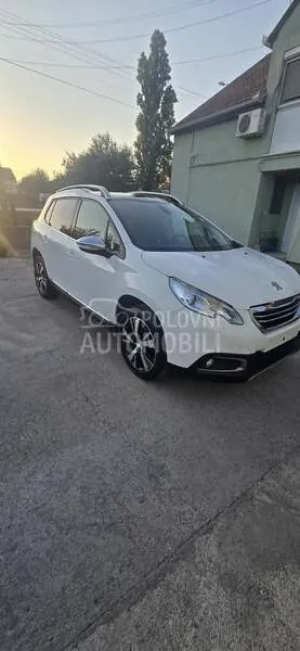 Peugeot 2008 2015 photo 2