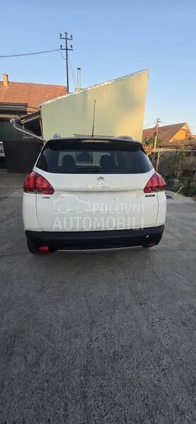 Peugeot 2008 2015 photo 3