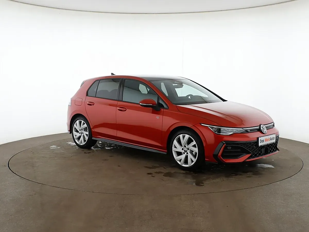 Volkswagen Golf 2025 photo 2