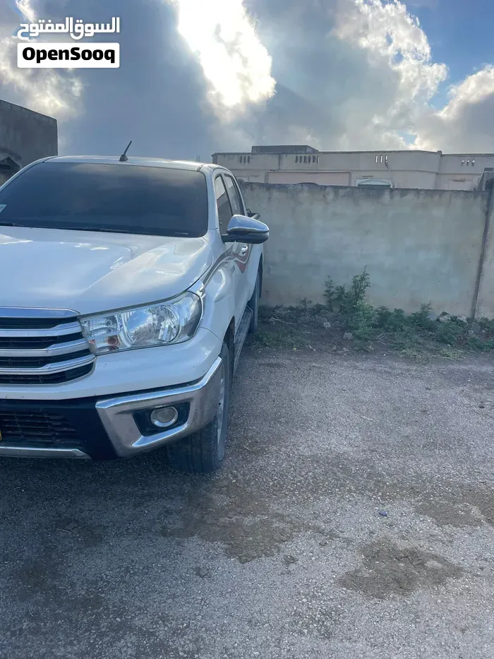 Toyota Hilux 2020 photo 3