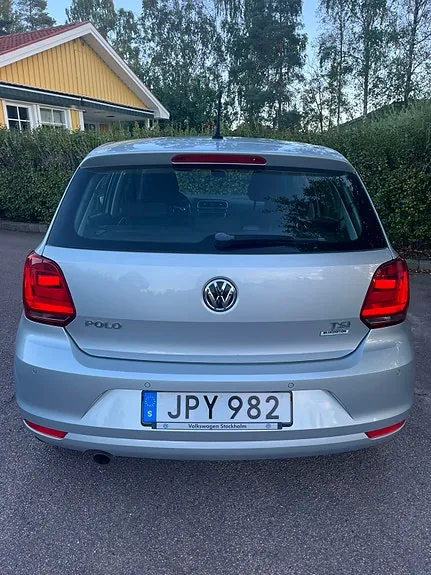 Volkswagen Polo 2015 photo 3