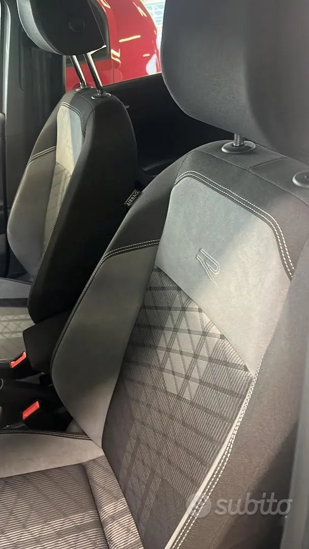Volkswagen Polo 2023 photo 4