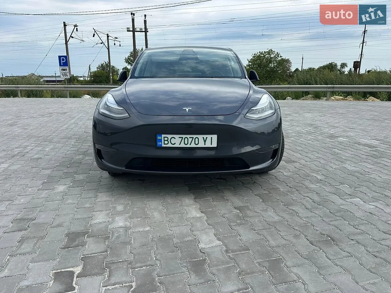 Tesla Model Y