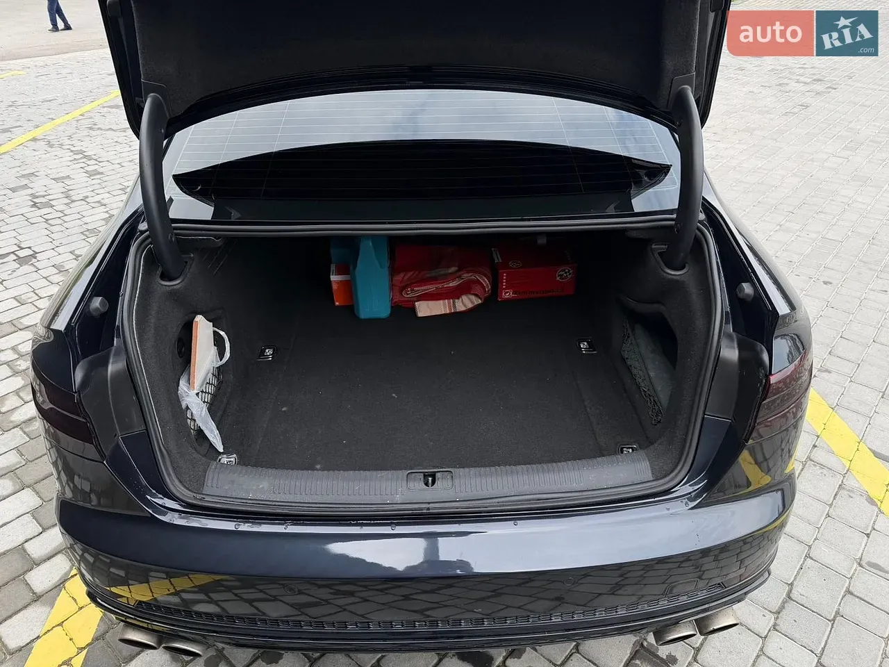 Audi A4 2018 photo 4