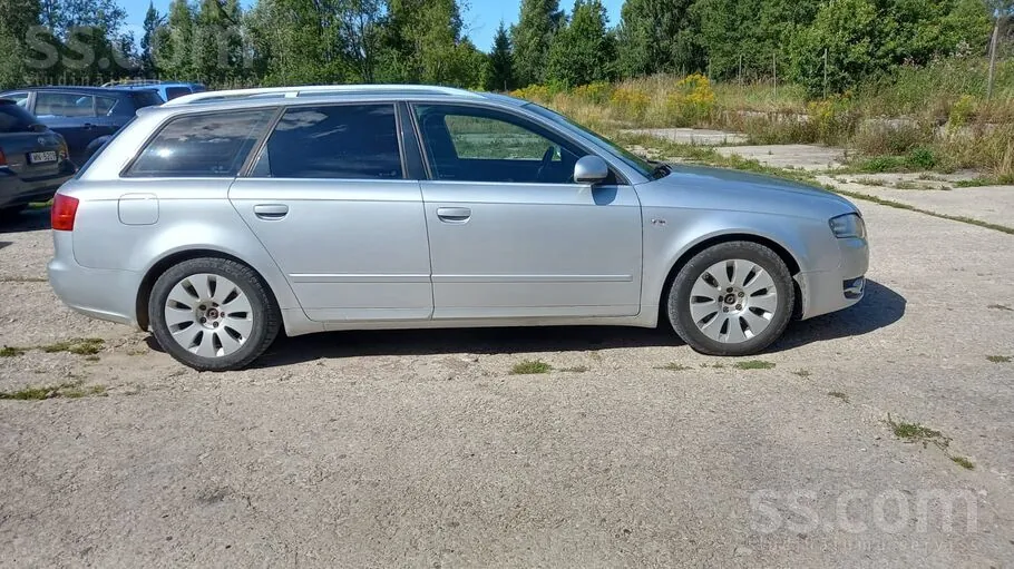Audi A4 2005 photo 4