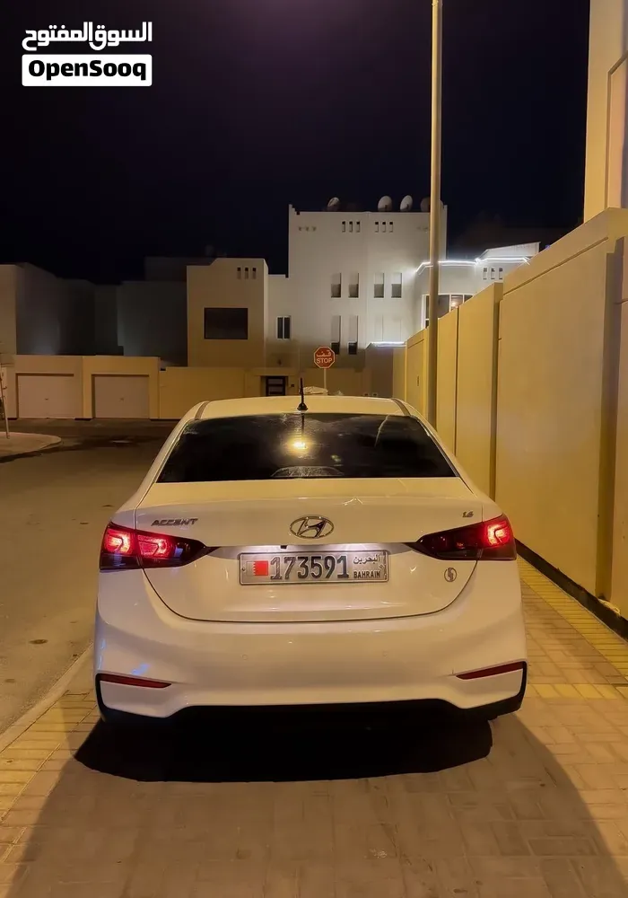 Hyundai Accent 2020 photo 2