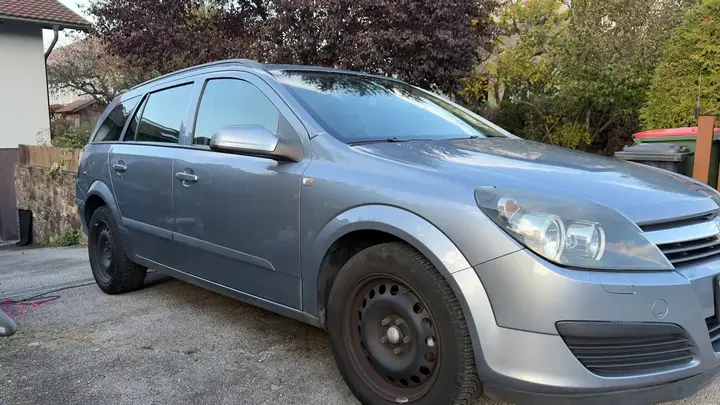 Opel Astra 2006 photo 2