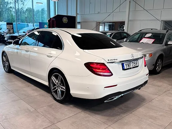 Mercedes-Benz E-Class 2017 photo 5