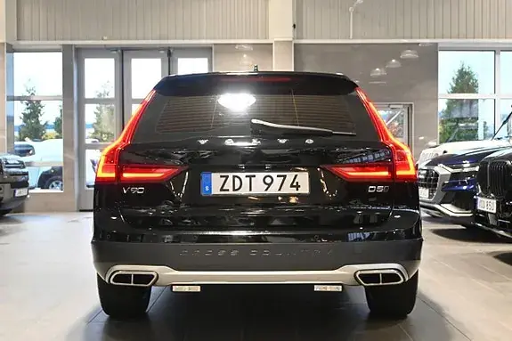 Volvo V90 Cross Country 2018 photo 4