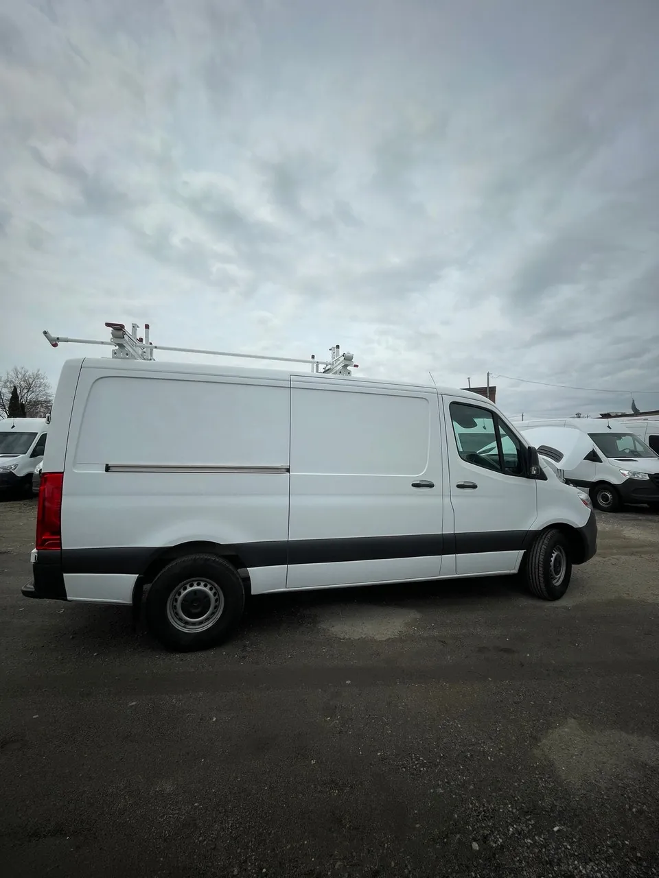 Mercedes-Benz Sprinter Van 2022 photo 3