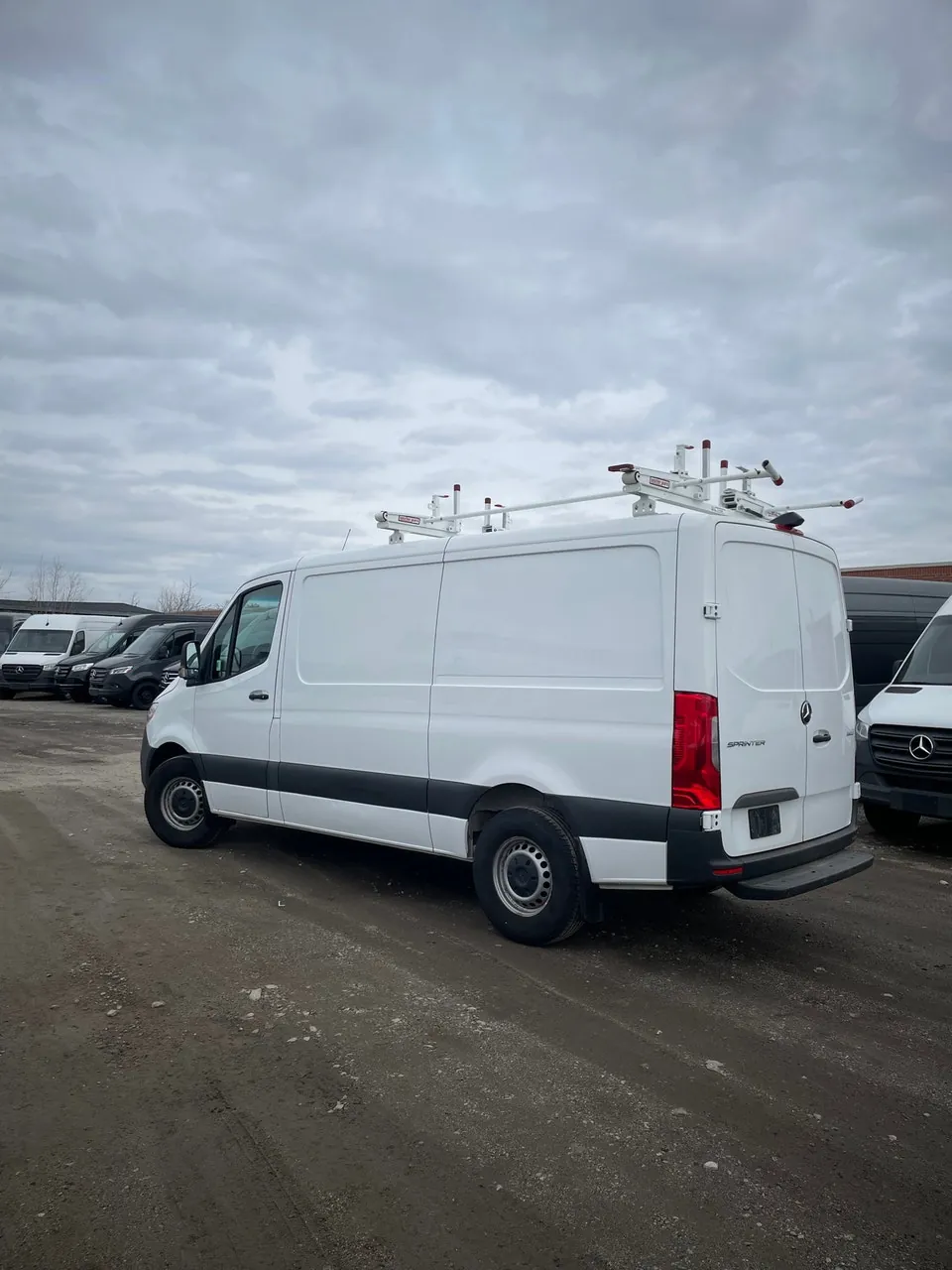 Mercedes-Benz Sprinter Van 2022 photo 4