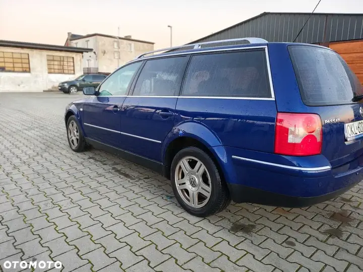 Volkswagen Passat 2001 photo 3