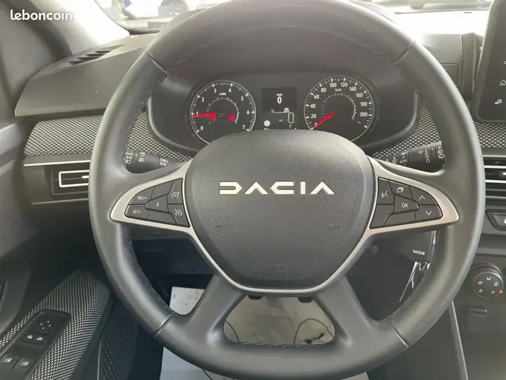 Dacia Sandero 2024 photo 4
