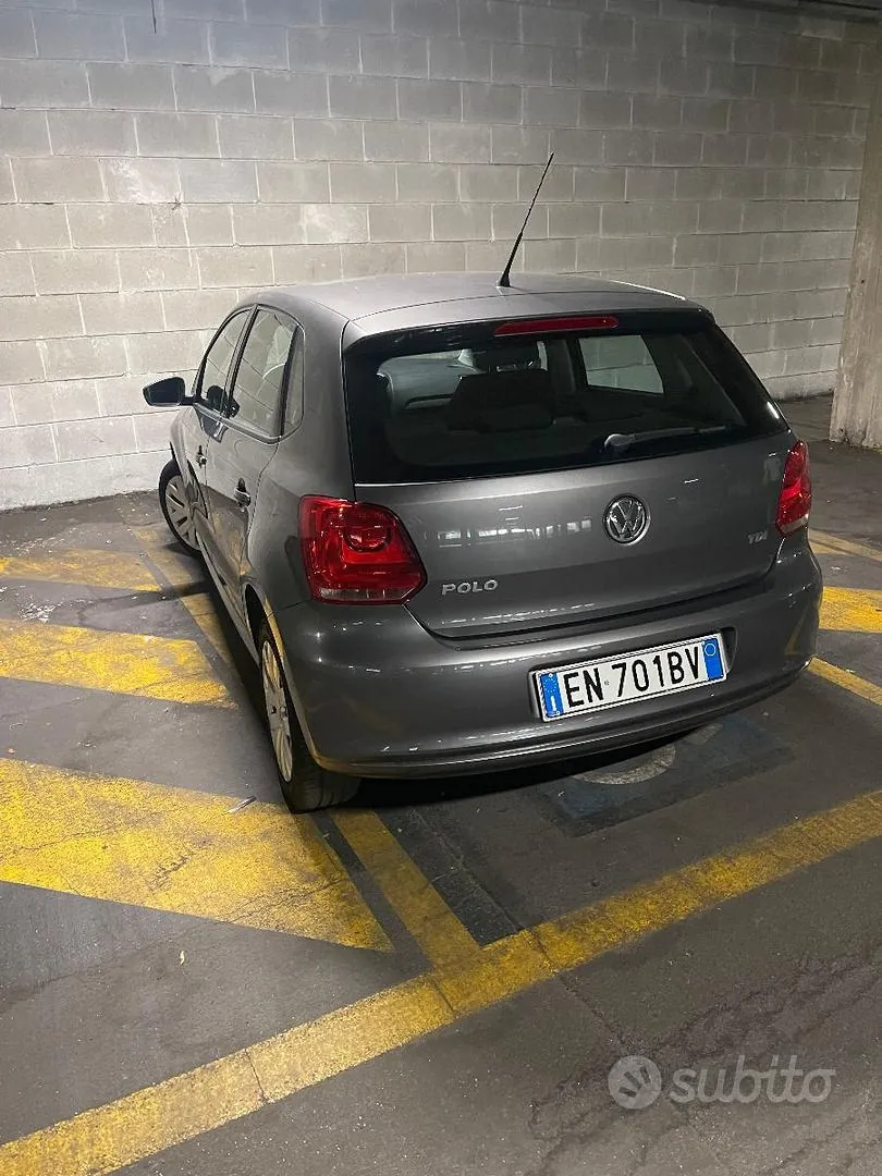 Volkswagen Polo 2012 photo 3