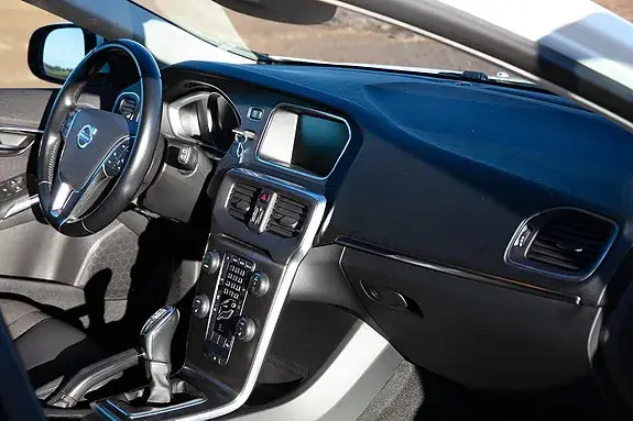 Volvo V40 2014 photo 3